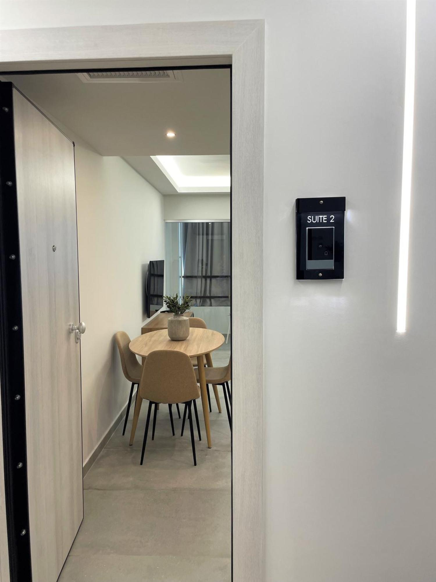 Chic Centre Apartment