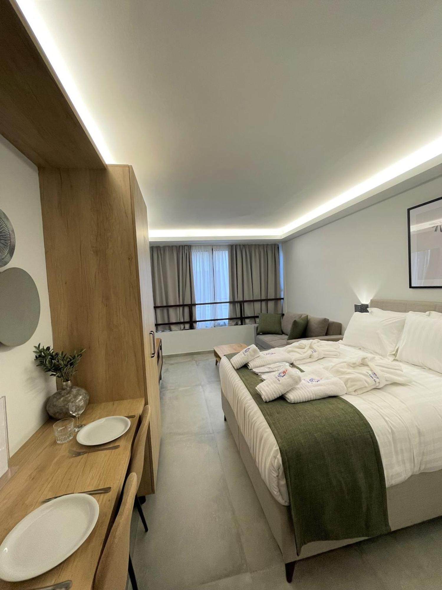 Chic Centre Apartment